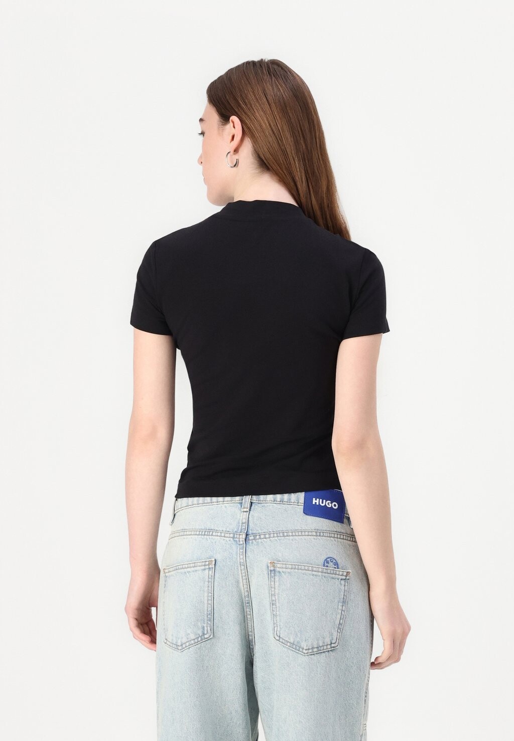 Футболка с принтом MOCK NECK Guess, черный
Футболка с принтом MOCK NECK Guess, черный