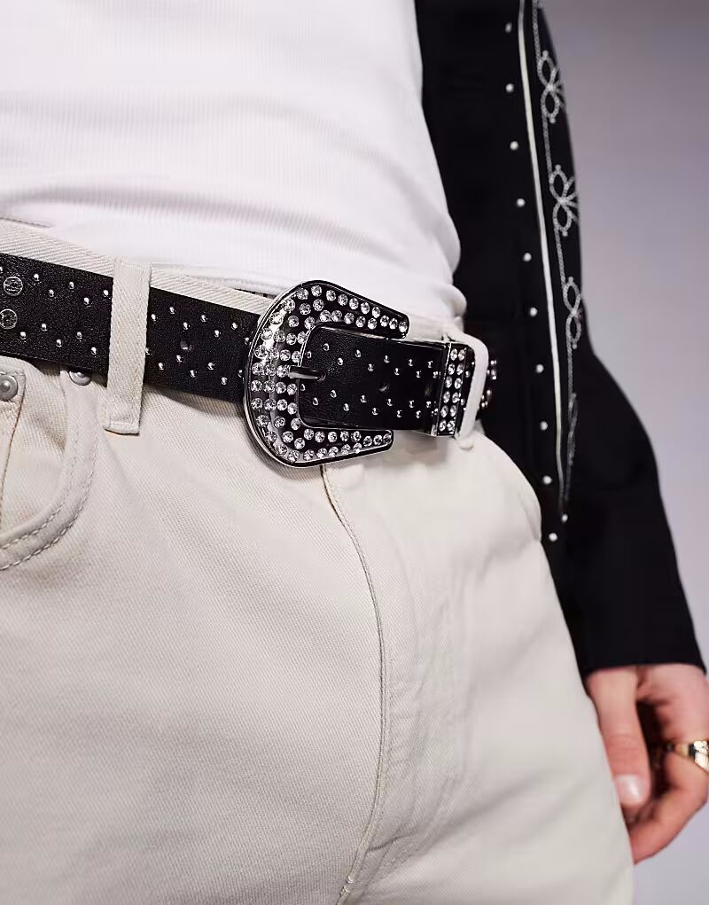 Ремень в стиле вестерн с кристаллами ASOS DESIGN из черной искусственной кожи 
Ремень в стиле вестерн с кристаллами ASOS DESIGN из черной искусственной кожи
