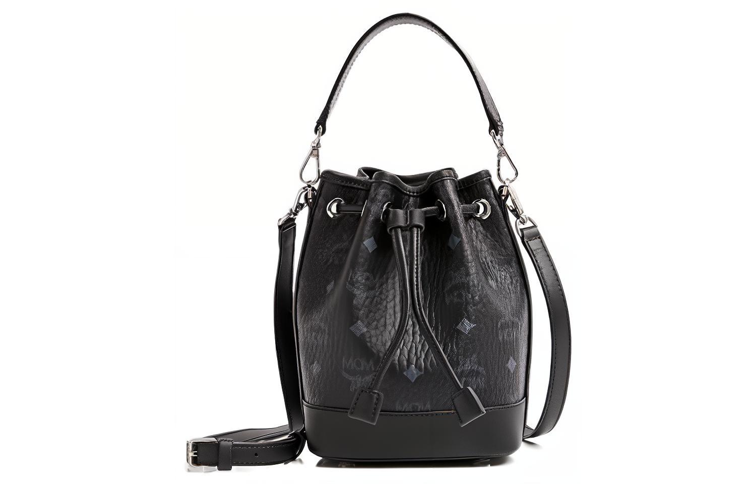 Сумка-ведро MCM Visetos из лакированной кожи, комбинированная сумка, кроссбоди, сумка через плечо среднего размера, женская черная
Сумка-ведро MCM Visetos из лакированной кожи, комбинированная сумка, кроссбоди, сумка через плечо среднего размера, женская черная