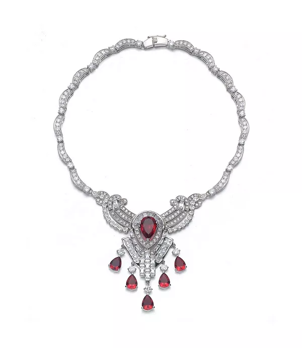 Элегантное ожерелье из тяжелого стерлингового серебра в форме капли с акцентом на кубические цирконии Genevive, red
Элегантное ожерелье из тяжелого стерлингового серебра в форме капли с акцентом на кубические цирконии Genevive, red