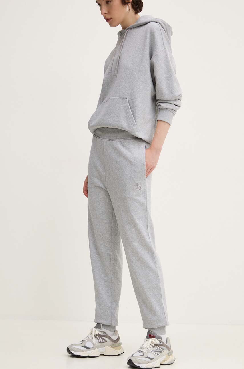 Хлопковые спортивные брюки HUGO, серый
Хлопковые спортивные брюки HUGO, серый