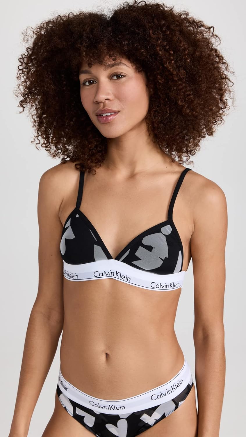 Женский современный бюстгальтер с треугольными чашечками Calvin Klein, ко Дню святого Валентина, из хлопка, с легкой подкладкой, Folded Hearts Black
Женский современный бюстгальтер с треугольными чашечками Calvin Klein, ко Дню святого Валентина, из хлопка, с легкой подкладкой, Folded Hearts Black