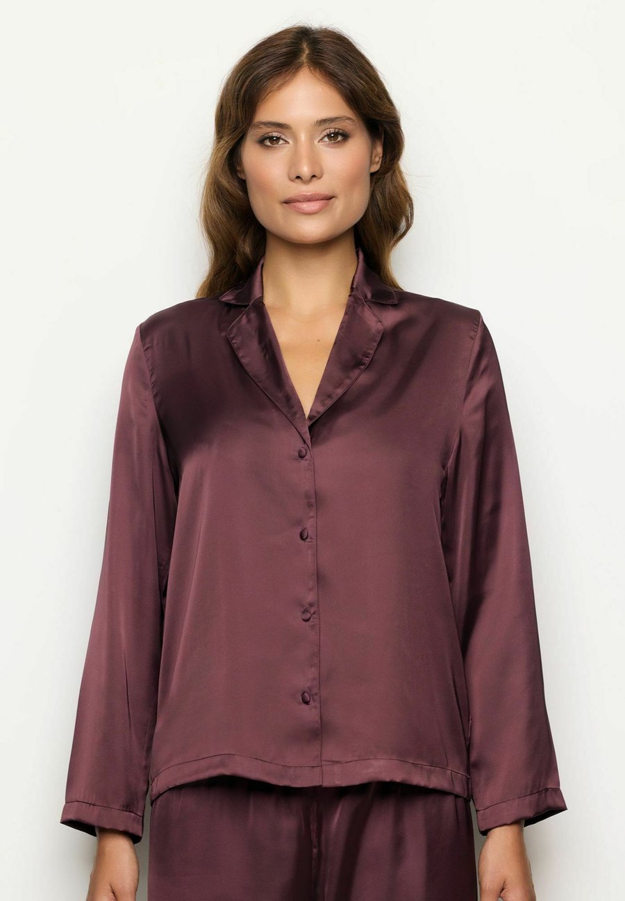 Пижамный топ Yamamay Pyjama top, Dark Brown Plain/Dark Brown
Пижамный топ Yamamay Pyjama top, Dark Brown Plain/Dark Brown