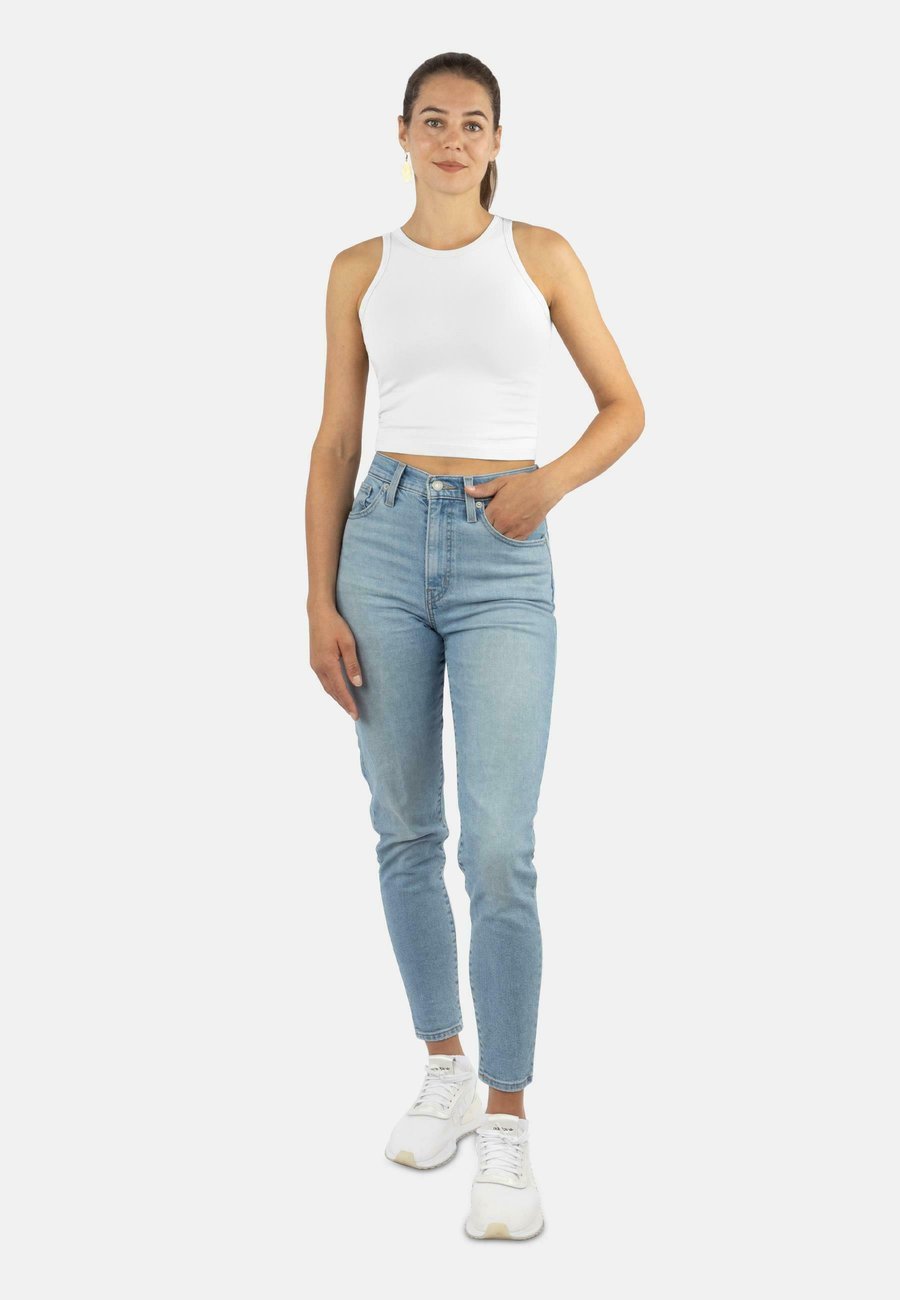 Топ Normani 2 X CROP HOCHGESCHLOSSEN, Weiß/White
Топ Normani 2 X CROP HOCHGESCHLOSSEN, Weiß/White
