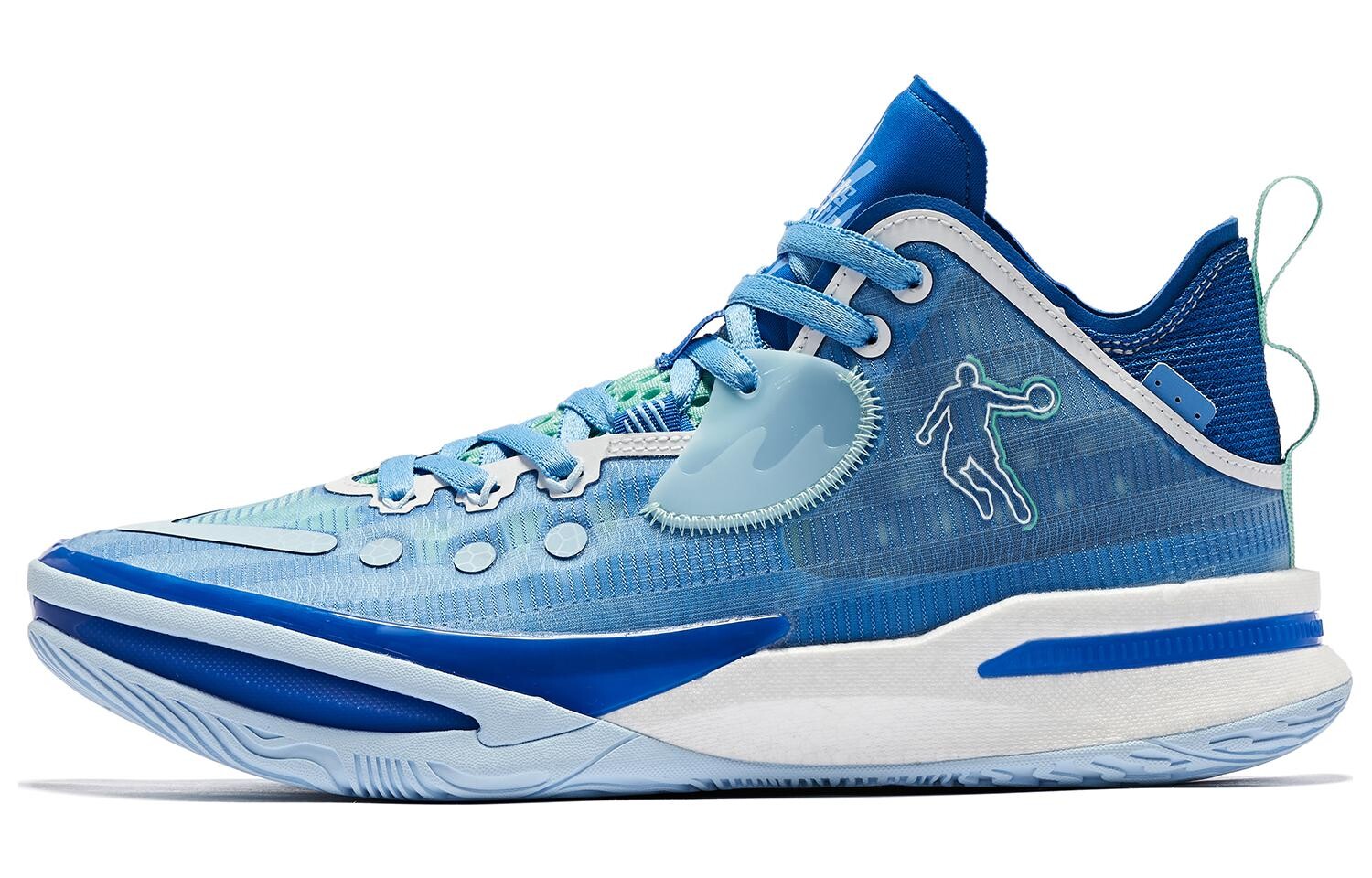 Баскетбольные кроссовки Wind Blade 3PRO мужские, среднего размера
Баскетбольные кроссовки Wind Blade 3PRO мужские, среднего размера