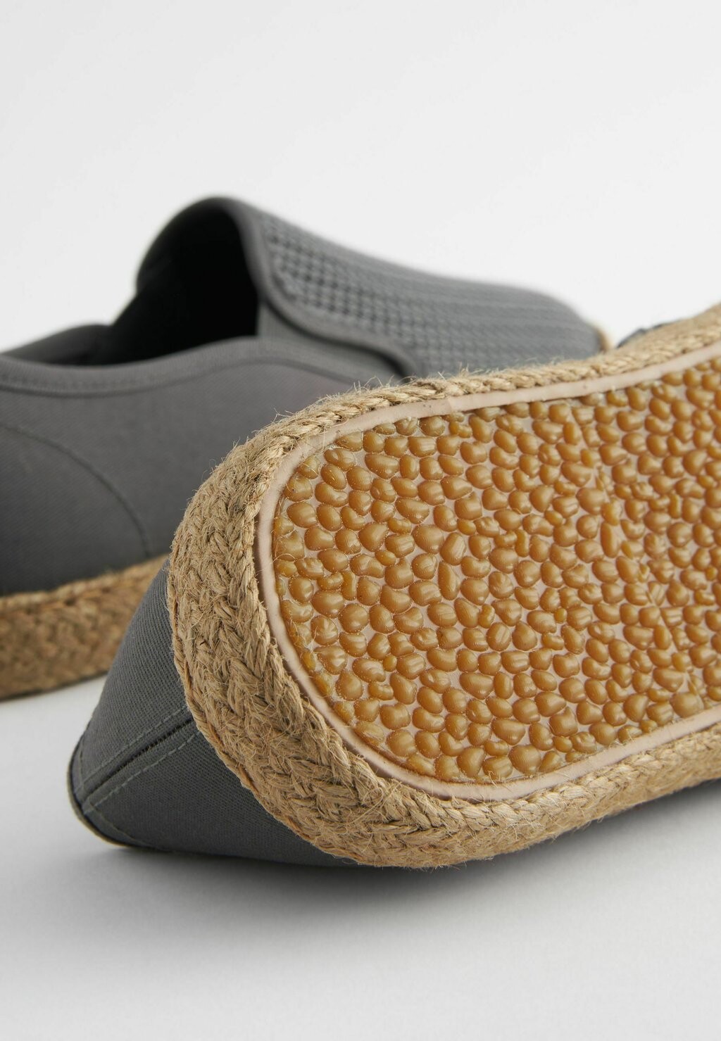 Эспадрильи Regular Fit Next, серый
Эспадрильи Regular Fit Next, серый