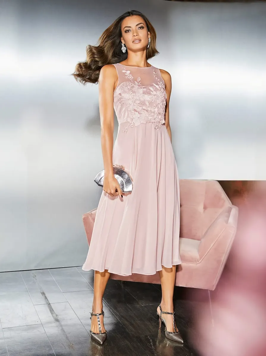 PATRIZIA DINI by Heine Коктейльное платье "Коктейльное платье", цвет Puder
PATRIZIA DINI by Heine Коктейльное платье "Коктейльное платье", цвет Puder