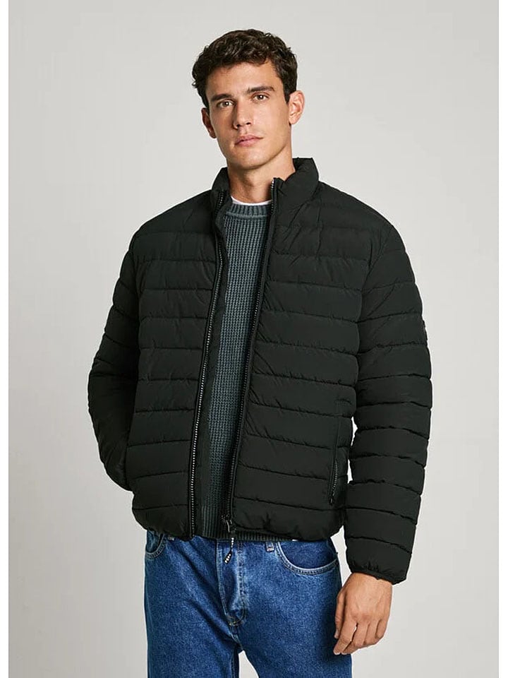 Pepe Jeans Стеганая куртка "Томи" черного цвета
Pepe Jeans Стеганая куртка "Томи" черного цвета