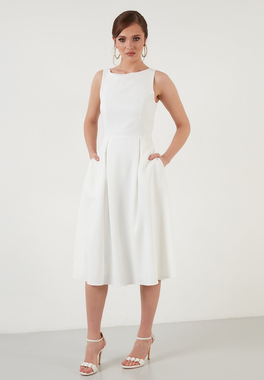 Платье LELA REGULAR FIT, Ecru/Off-White
Платье LELA REGULAR FIT, Ecru/Off-White
