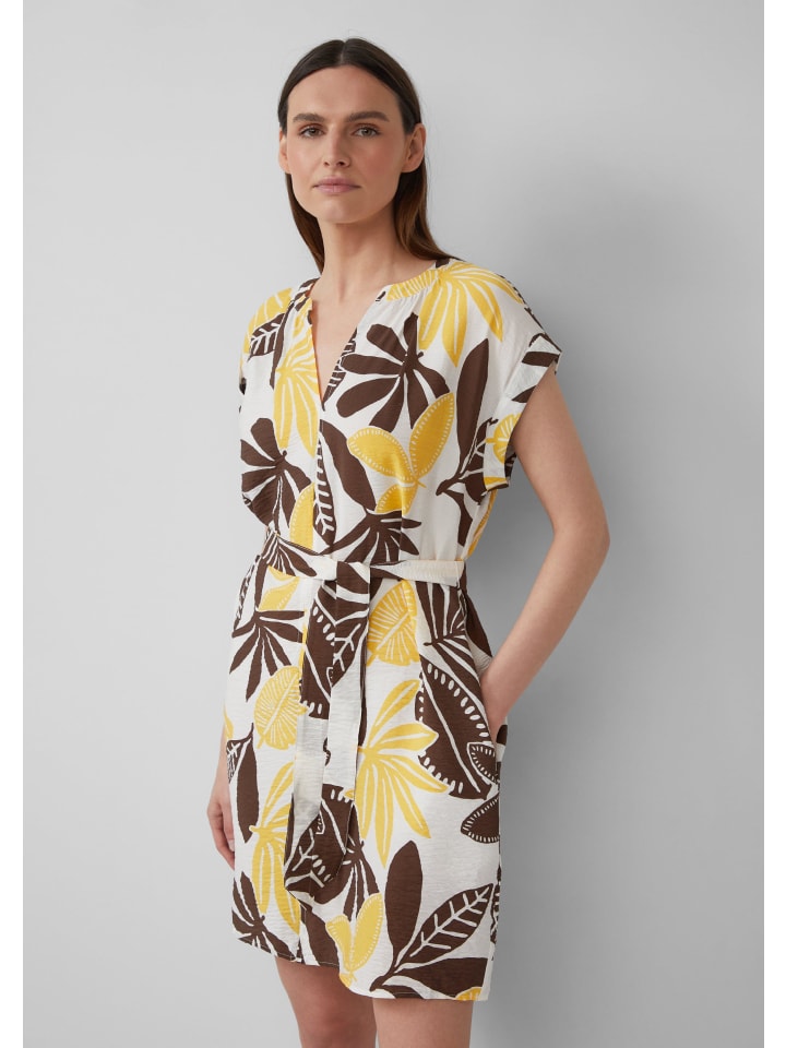 Короткое платье s.Oliver, кремовый
Короткое платье s.Oliver, кремовый