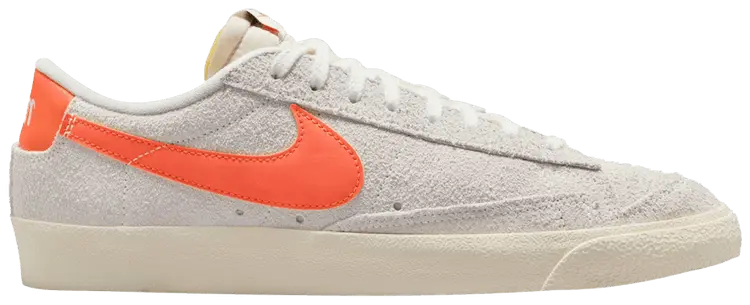 Кроссовки Nike Blazer Low '77 Premium 'Coconut Milk Safety Orange', кремовый
Кроссовки Nike Blazer Low '77 Premium 'Coconut Milk Safety Orange', кремовый