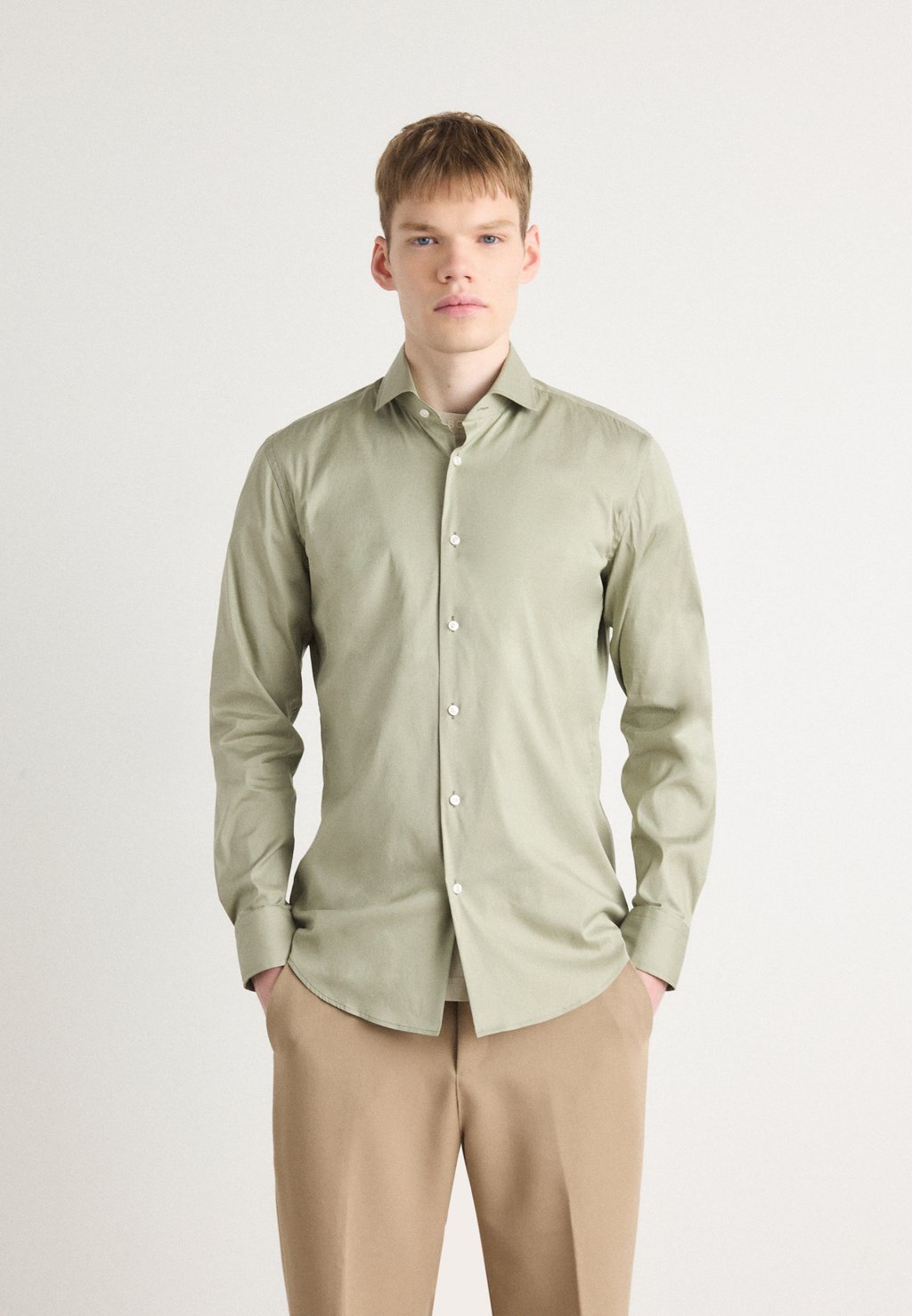 Классическая рубашка HANK SPREAD - Shirt BOSS, светло-зеленый
Классическая рубашка HANK SPREAD - Shirt BOSS, светло-зеленый