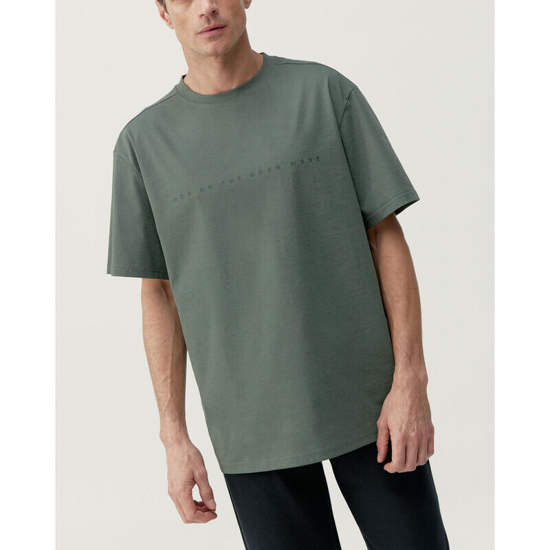 Спортивная футболка Born Living Yoga, зеленый
Спортивная футболка Born Living Yoga, зеленый