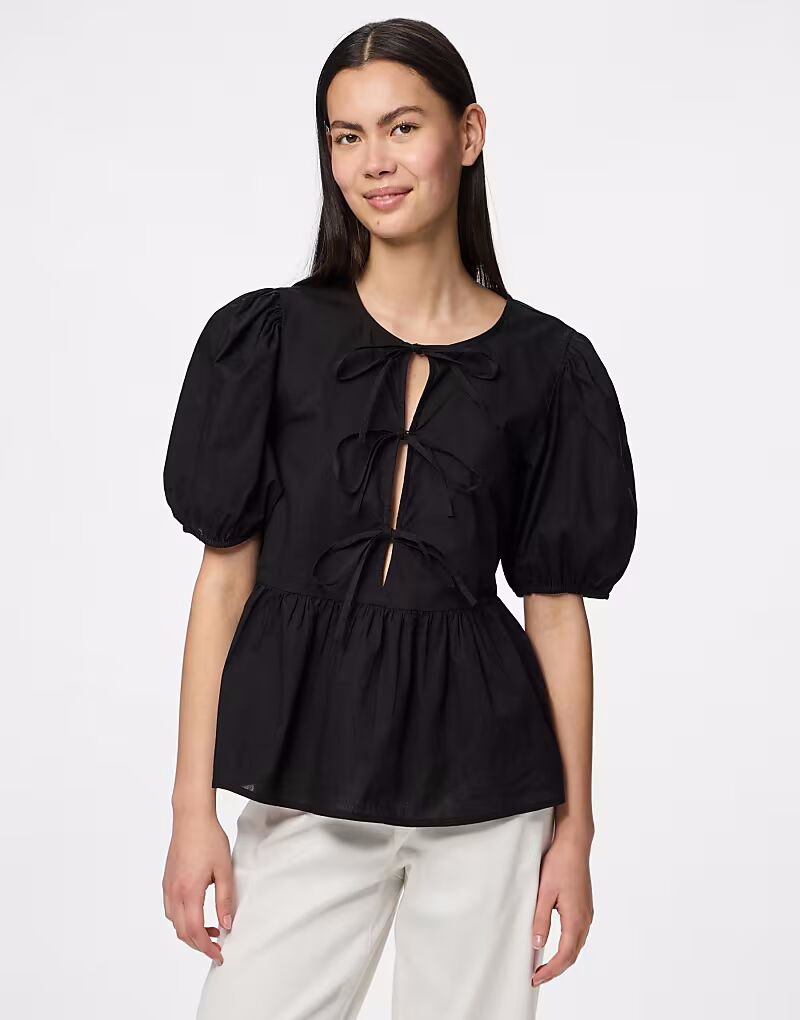 Изделия - Черный топ с рукавами-фонариками Pieces
Изделия - Черный топ с рукавами-фонариками Pieces