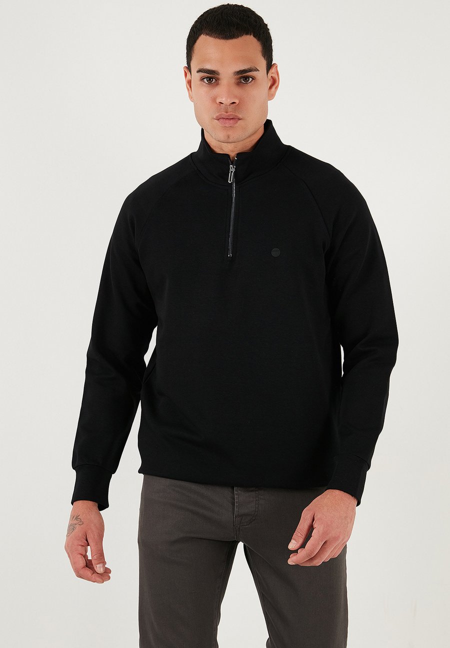 Толстовка Buratti REGULAR FIT, Black
Толстовка Buratti REGULAR FIT, Black