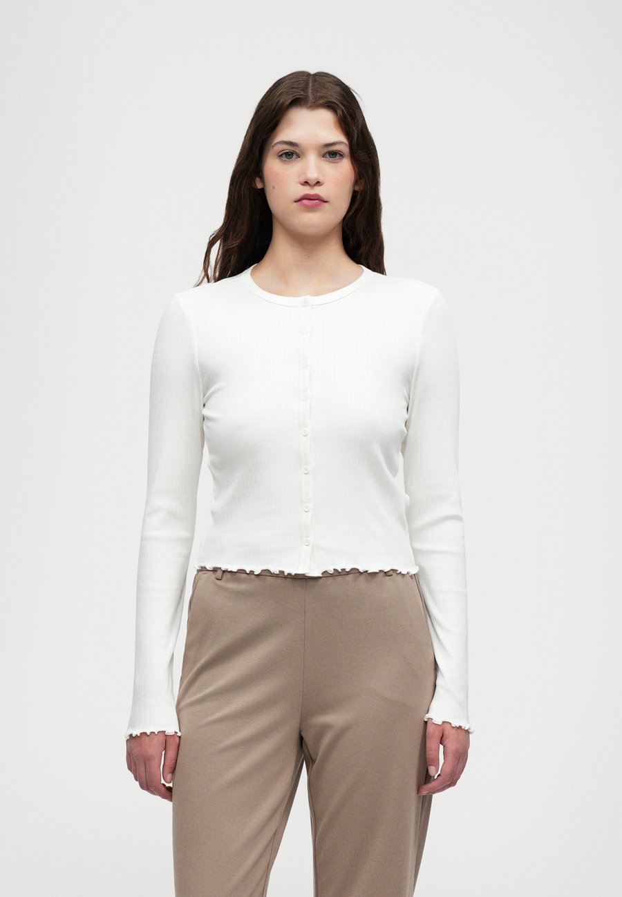 Кардиган ONLY ONLINA CARDIGAN, Cloud Dancer/Off-White
Кардиган ONLY ONLINA CARDIGAN, Cloud Dancer/Off-White