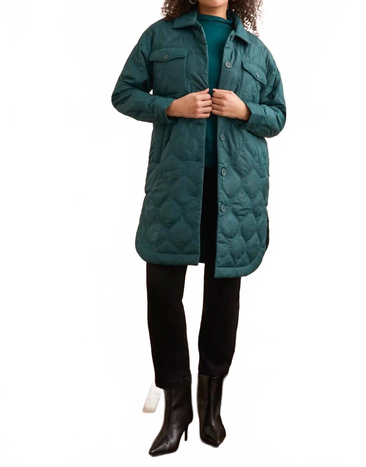 TRIBAL Длинная стеганая куртка на пуговицах с карманами, опалово-зеленого цвета
TRIBAL Длинная стеганая куртка на пуговицах с карманами, опалово-зеленого цвета