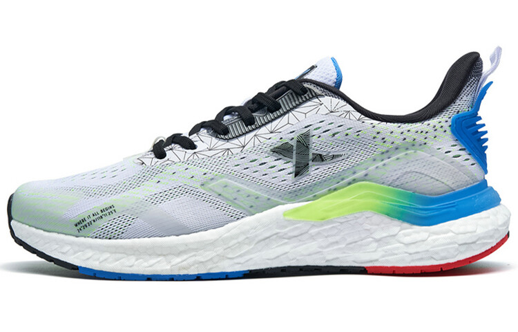 Кроссовки мужские низкие белые/черные Xtep
Кроссовки мужские низкие белые/черные Xtep