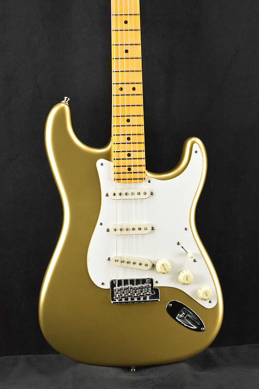 Электрогитара Fender Lincoln Brewster Stratocaster Aztec Gold Maple Fingerboard 
Электрогитара Fender Lincoln Brewster Stratocaster Aztec Gold Maple Fingerboard