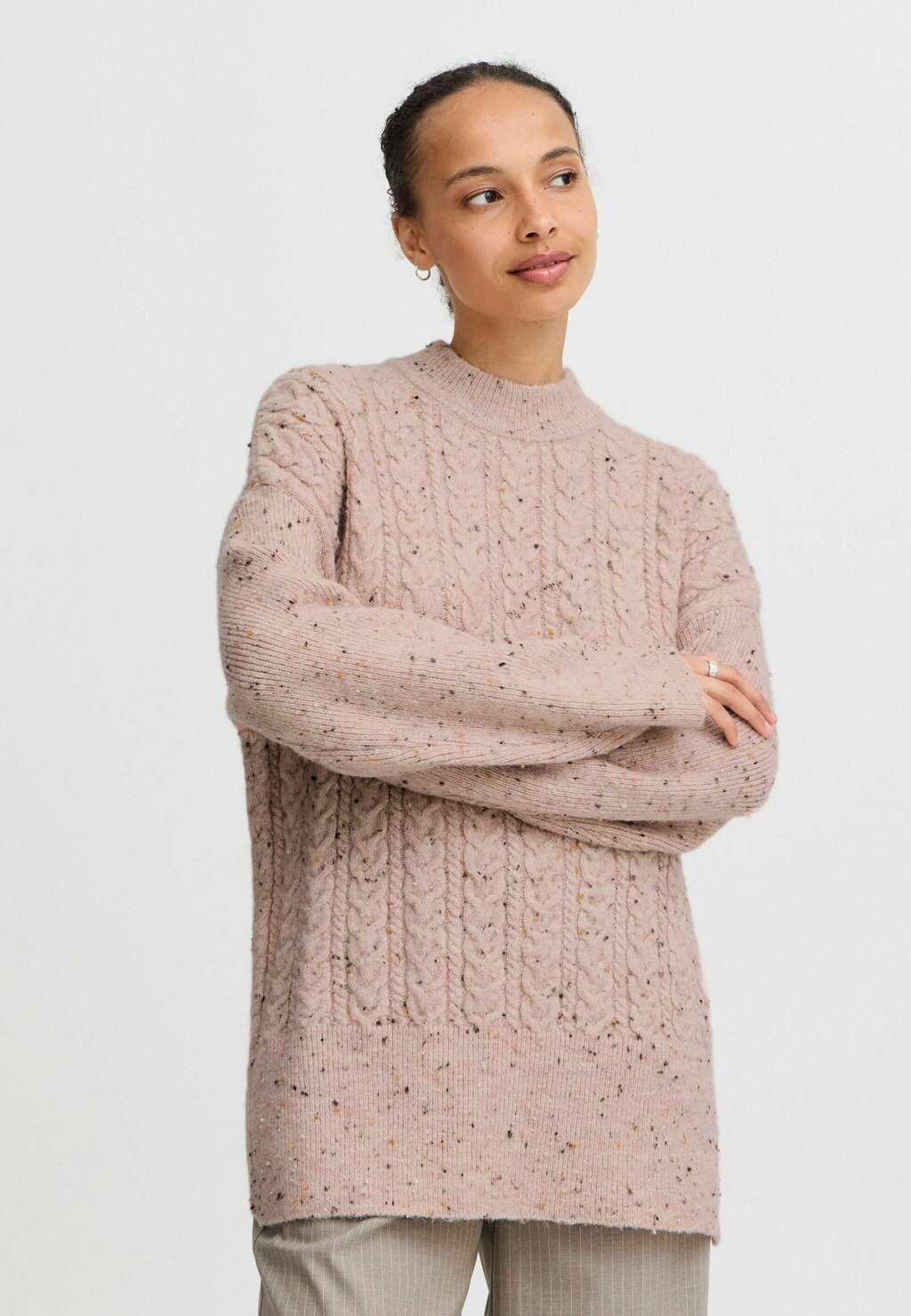 Джемпер NATA CABLE b.young, светло-розовый
Джемпер NATA CABLE b.young, светло-розовый