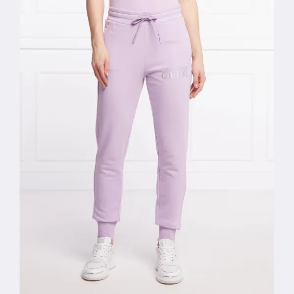Спортивные брюки узкого кроя Versace, лавандовый
Спортивные брюки узкого кроя Versace, лавандовый