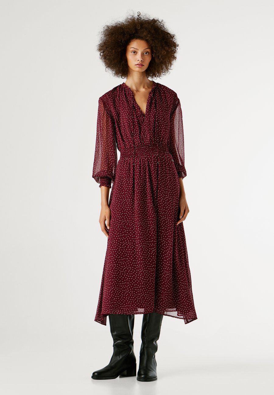 Платье Pepe Jeans MARIETTE DRESS, Lotus Red/Bordeaux
Платье Pepe Jeans MARIETTE DRESS, Lotus Red/Bordeaux