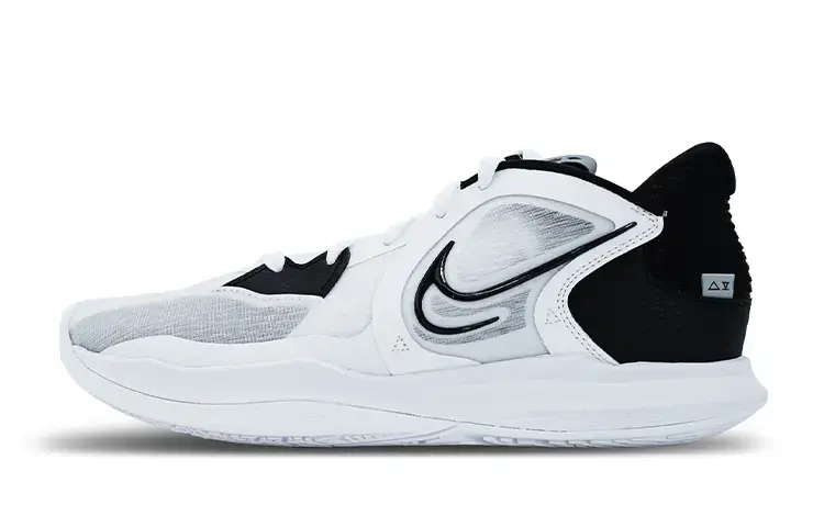 Nike Кроссовки Kyrie 5 Low Ep белые
Nike Кроссовки Kyrie 5 Low Ep белые