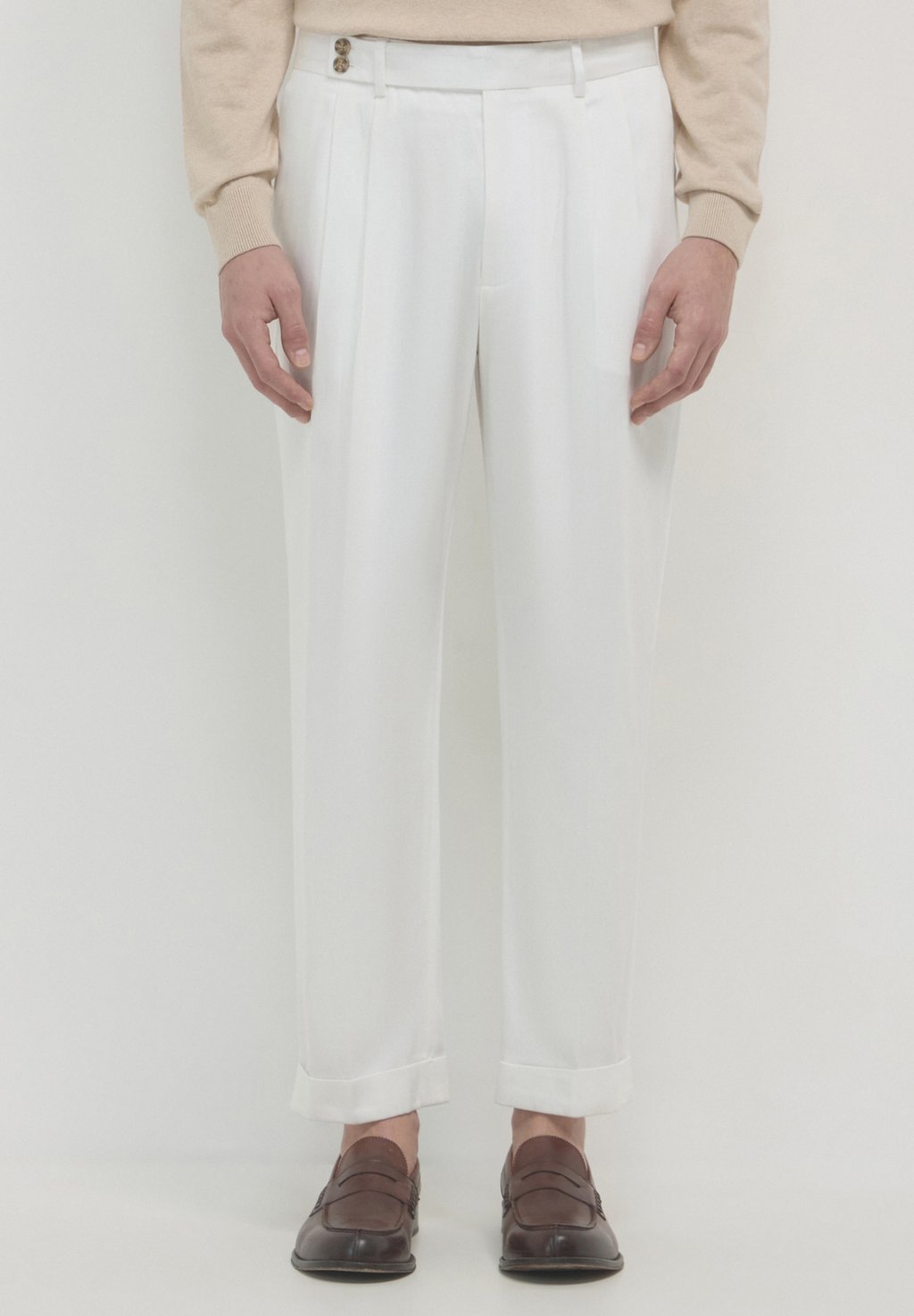 Брюки Calliope, цвет Bianco Lana
Брюки Calliope, цвет Bianco Lana