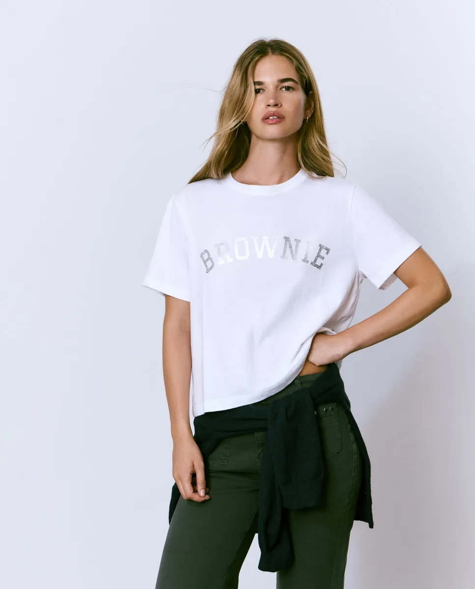 Женская футболка с логотипом Brownie, белый
Женская футболка с логотипом Brownie, белый