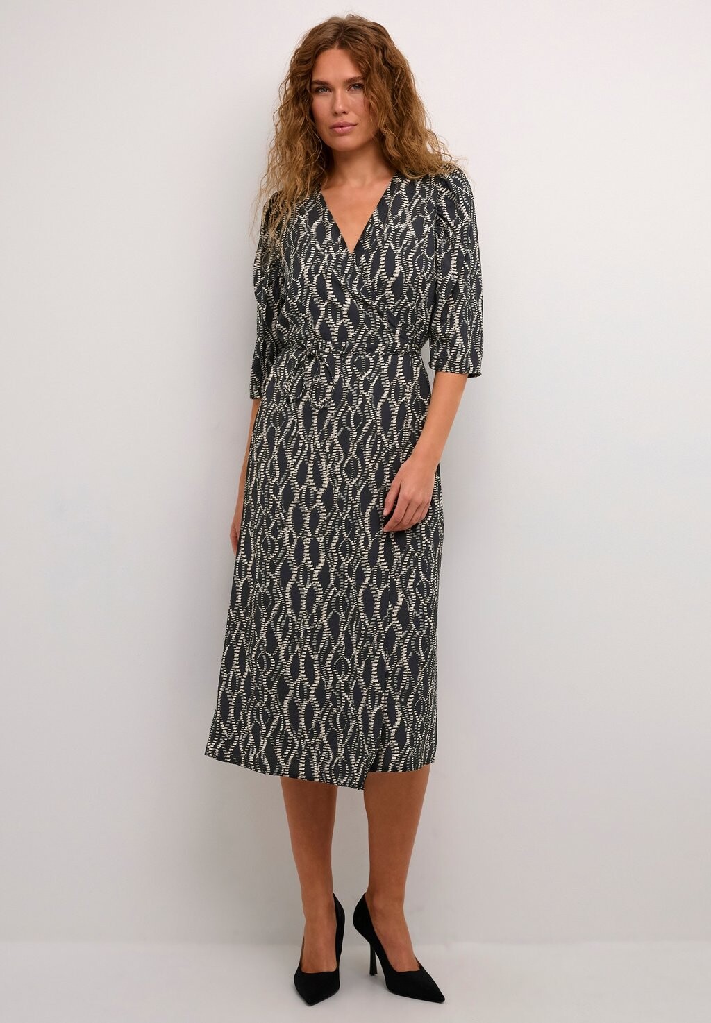 Повседневное платье DUNORA Kaffe, черный
Повседневное платье DUNORA Kaffe, черный