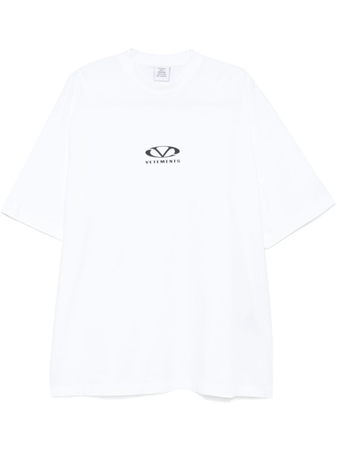 Футболка с логотипом VETEMENTS, белый 
Футболка с логотипом VETEMENTS, белый