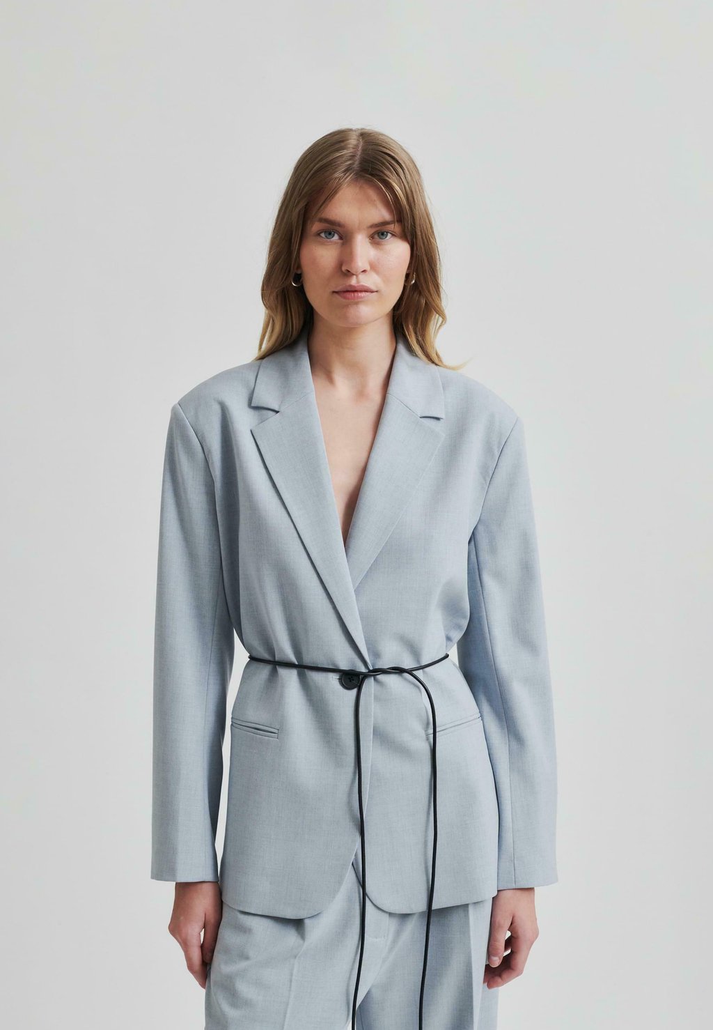 Короткое пальто Second Female, синий
Короткое пальто Second Female, синий