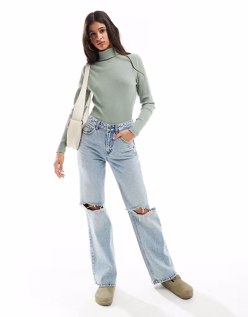 Водолазка в рубчик с начесом цвета шалфея Asos Design
Водолазка в рубчик с начесом цвета шалфея Asos Design