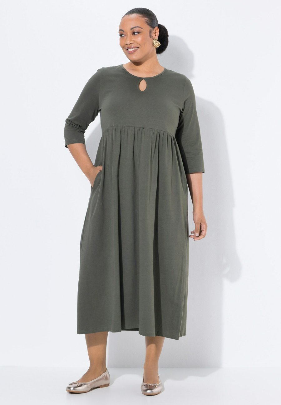 Платье Ulla Popken EMPIRE A-LINE POCKET , Olive/Grey/Olive
Платье Ulla Popken EMPIRE A-LINE POCKET , Olive/Grey/Olive