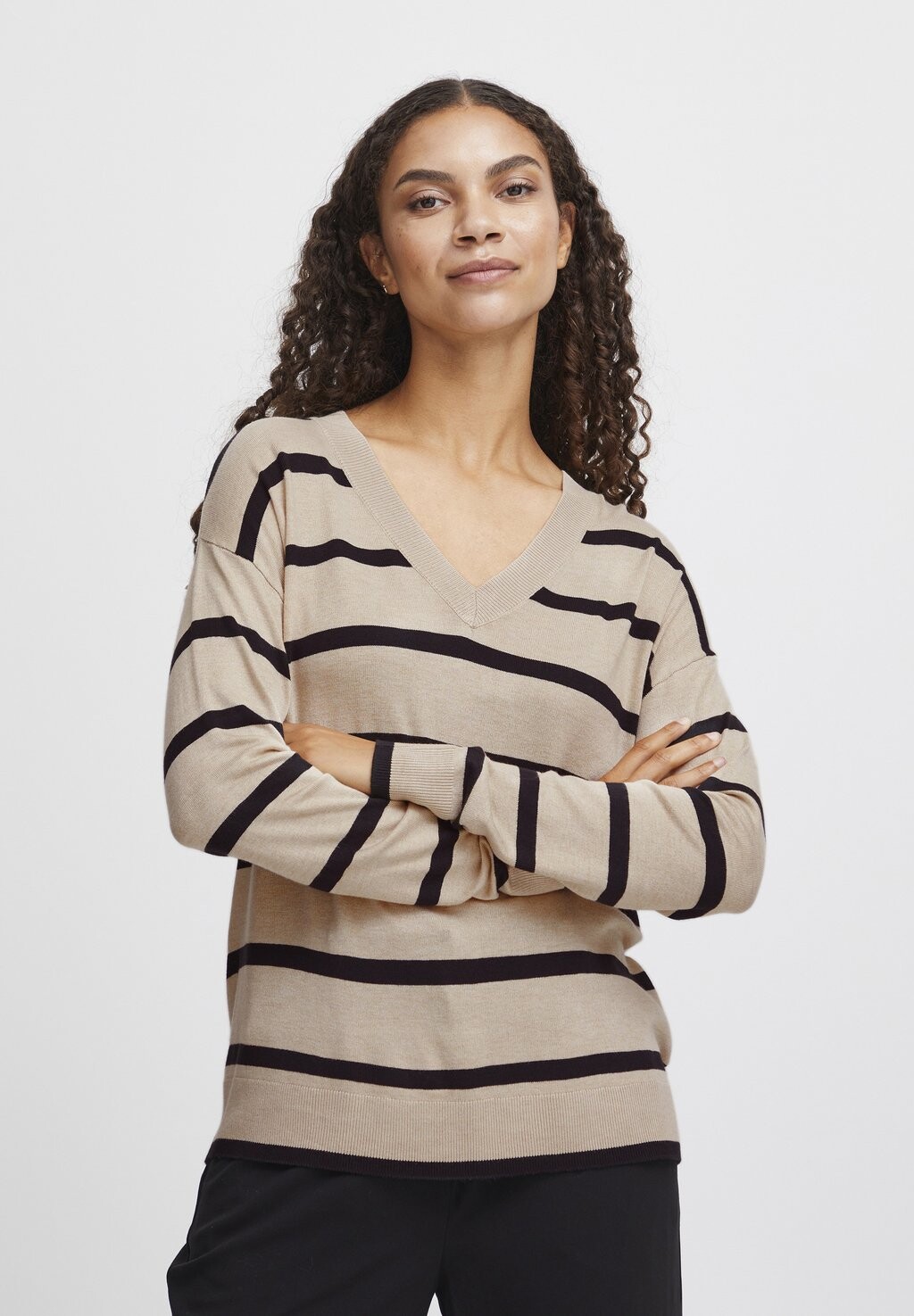 Свитшот b.young BYMMPIMBA1, цвет cement mix 
Свитшот b.young BYMMPIMBA1, цвет cement mix