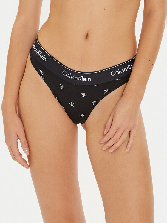 Стринги Calvin Klein Underwear, черный
Стринги Calvin Klein Underwear, черный