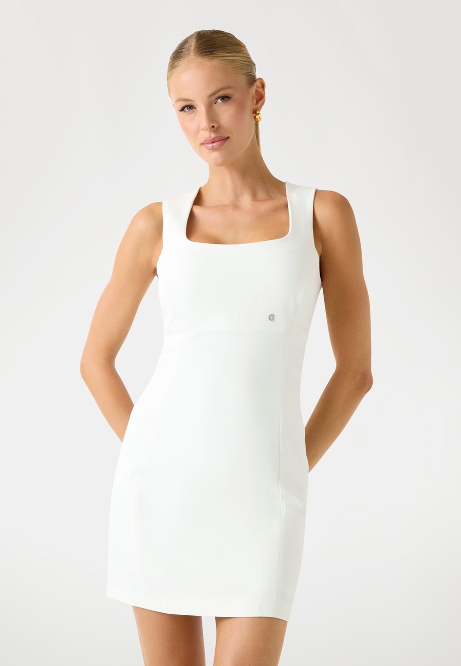 Платье Guess KURZES BODYCON, Weiß/White
Платье Guess KURZES BODYCON, Weiß/White