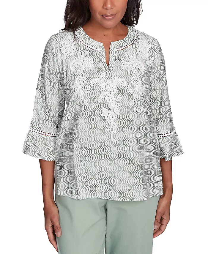 Топ Petite Santa Fe с расклешенными рукавами и вышивкой Alfred Dunner, зеленый
Топ Petite Santa Fe с расклешенными рукавами и вышивкой Alfred Dunner, зеленый