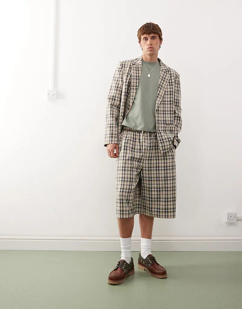 COLLUSION Свободные бриджи в клетку в стиле 90-х — часть комплекта
COLLUSION Свободные бриджи в клетку в стиле 90-х — часть комплекта