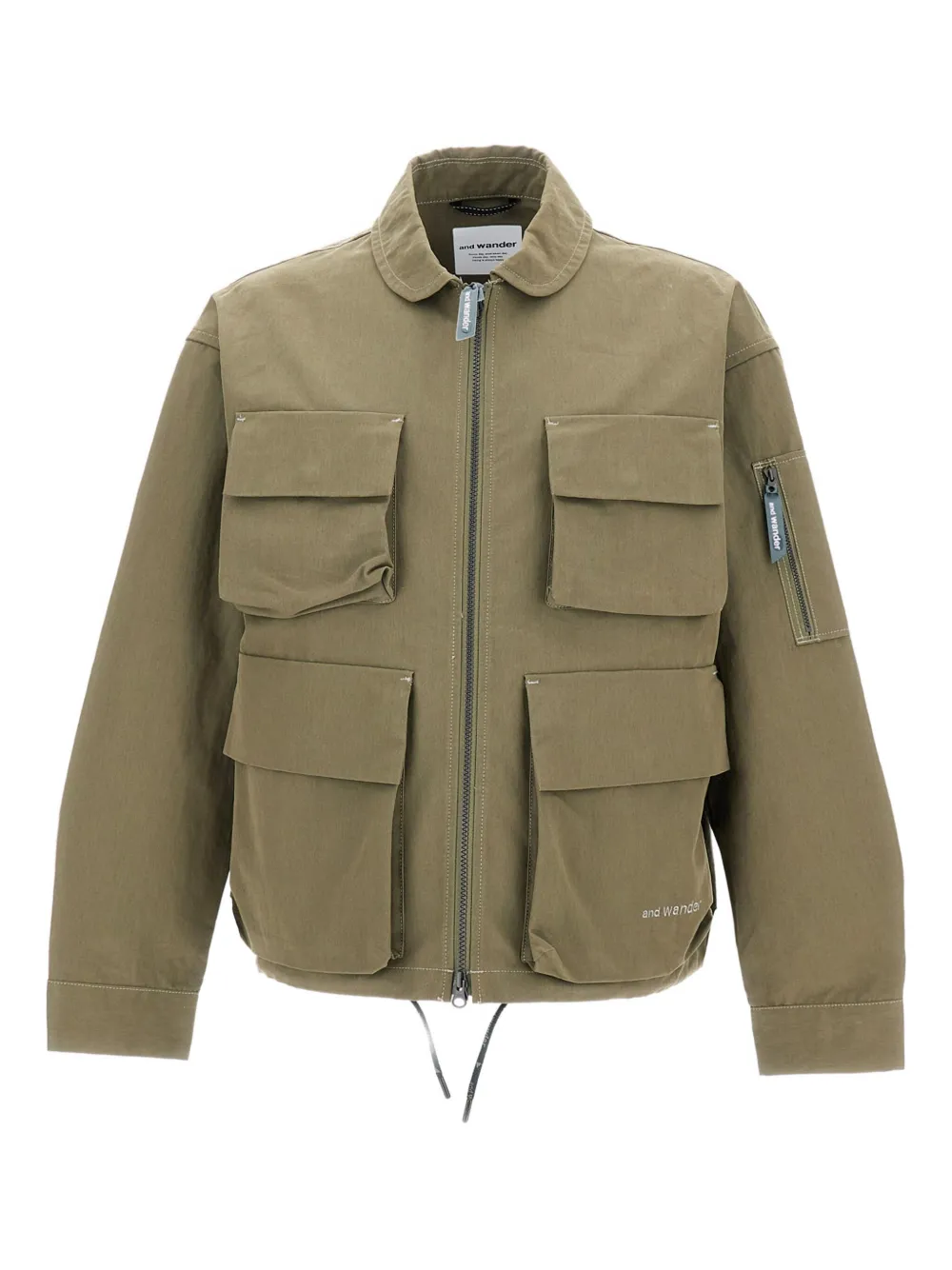 Куртка на молнии с клапанами на карманах And Wander, зеленый
Куртка на молнии с клапанами на карманах And Wander, зеленый