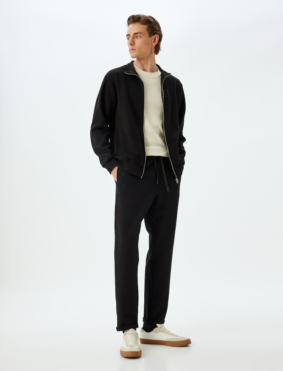 Брюки свободного кроя Koton, черный
Брюки свободного кроя Koton, черный