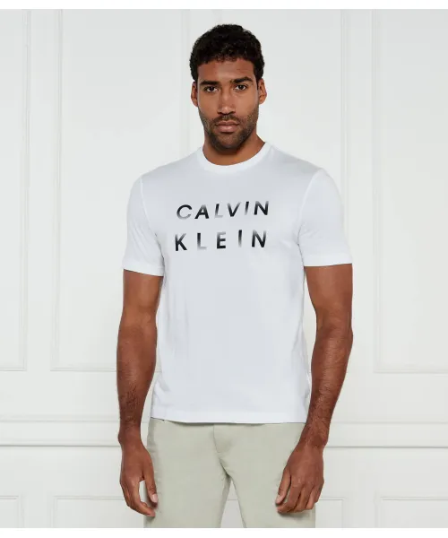 Футболка Regular fit Calvin Klein, белый 
Футболка Regular fit Calvin Klein, белый