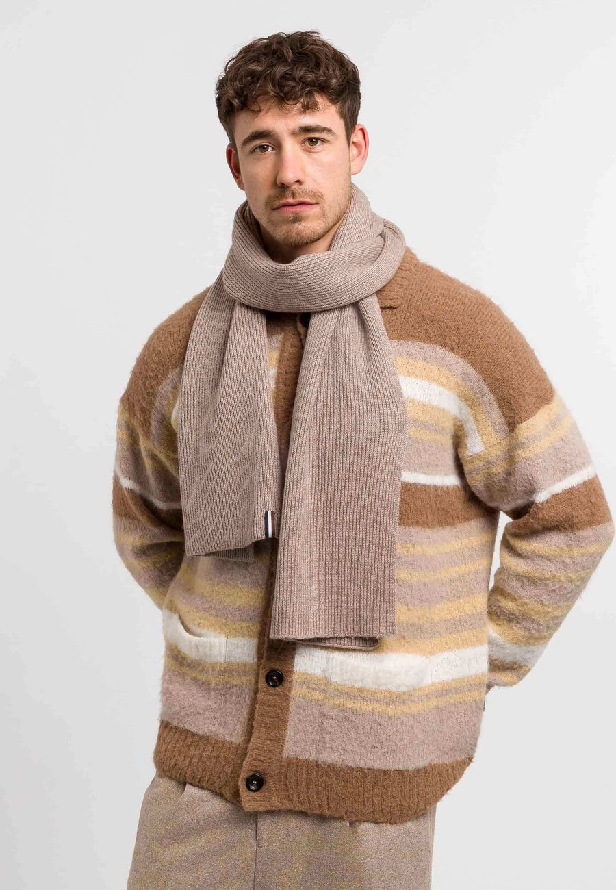 Шарф bugatti SIGNATURE FLAG, Taupe
Шарф bugatti SIGNATURE FLAG, Taupe