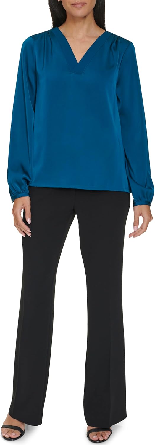 Женская блузка Calvin Klein с V-образным вырезом и длинным рукавом, Cypress
Женская блузка Calvin Klein с V-образным вырезом и длинным рукавом, Cypress