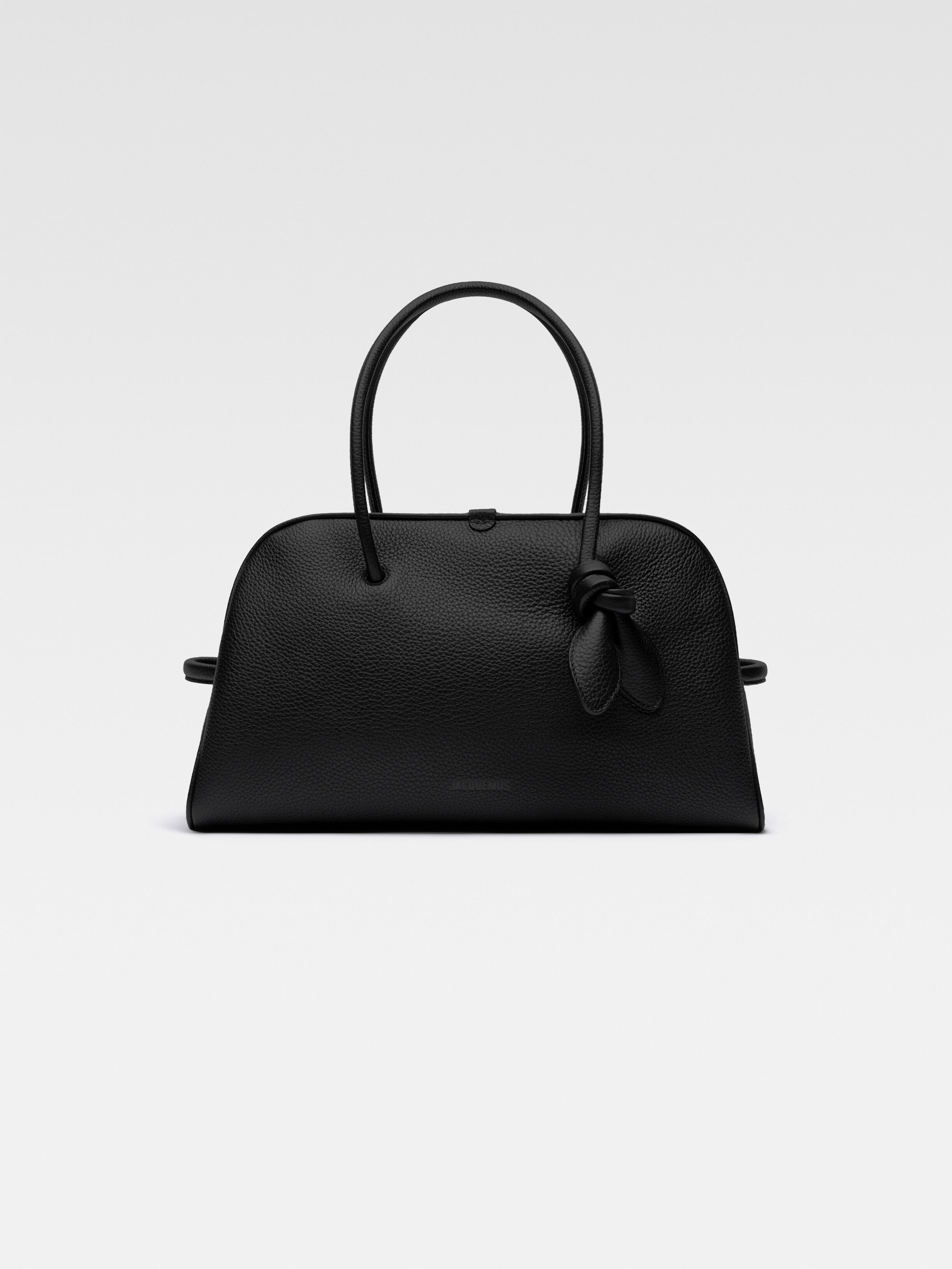 Мягкая сумка для боулинга JACQUEMUS The Turismo, черный
Мягкая сумка для боулинга JACQUEMUS The Turismo, черный