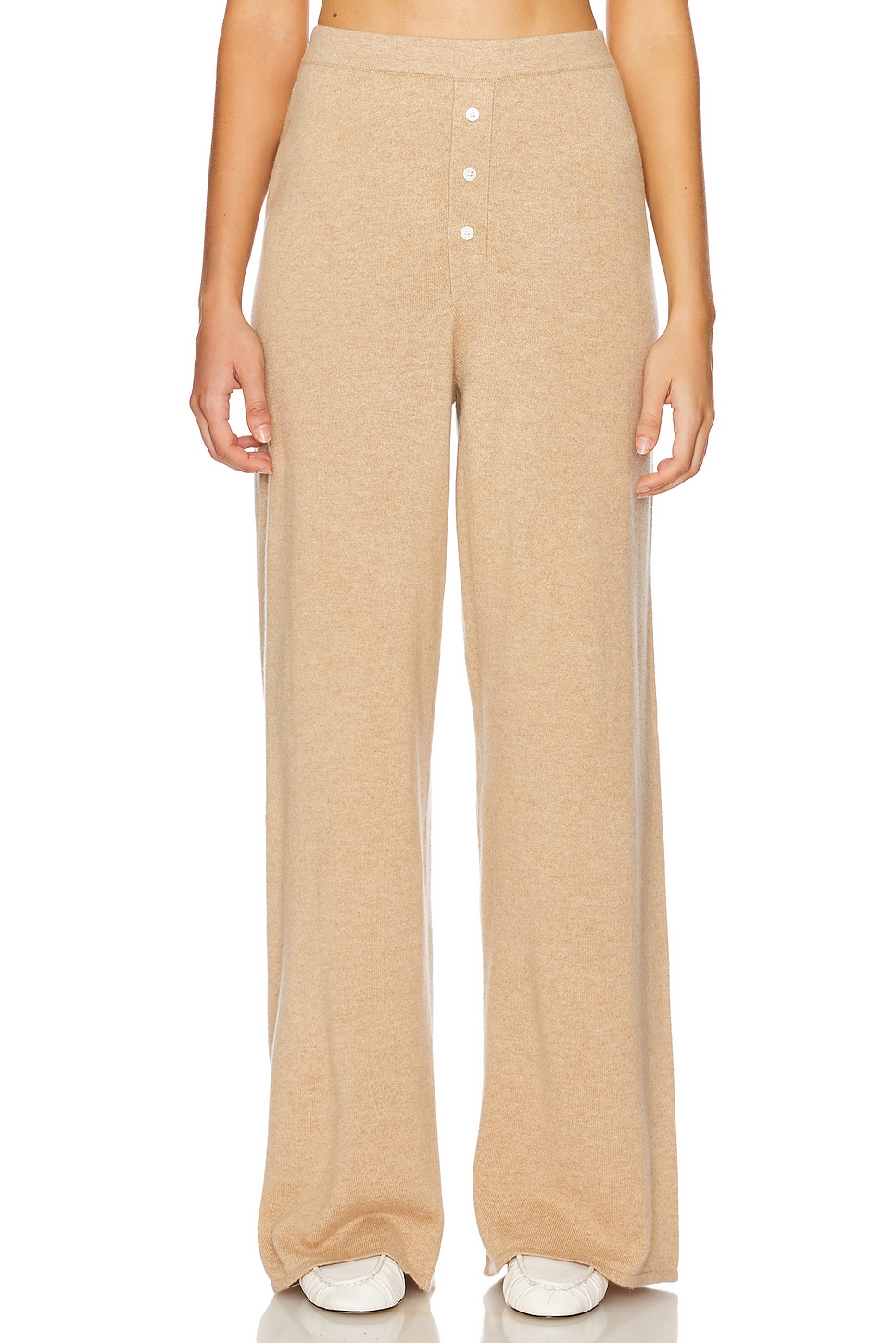 Кашемировые брюки everywear Guest In Residence, цвет dune
Кашемировые брюки everywear Guest In Residence, цвет dune
