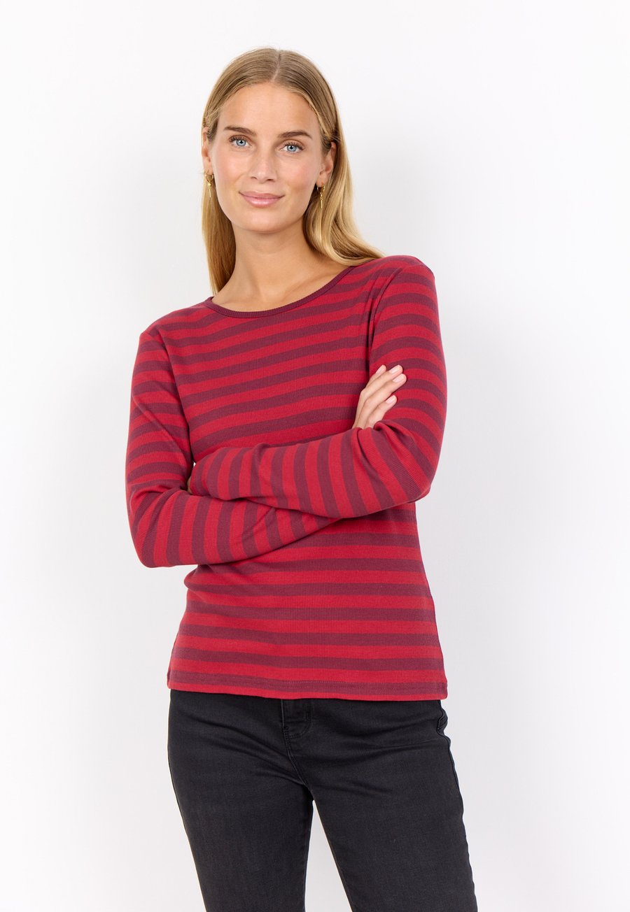 Джемпер Soyaconcept Jumper, C Red Combi/Dark Red
Джемпер Soyaconcept Jumper, C Red Combi/Dark Red