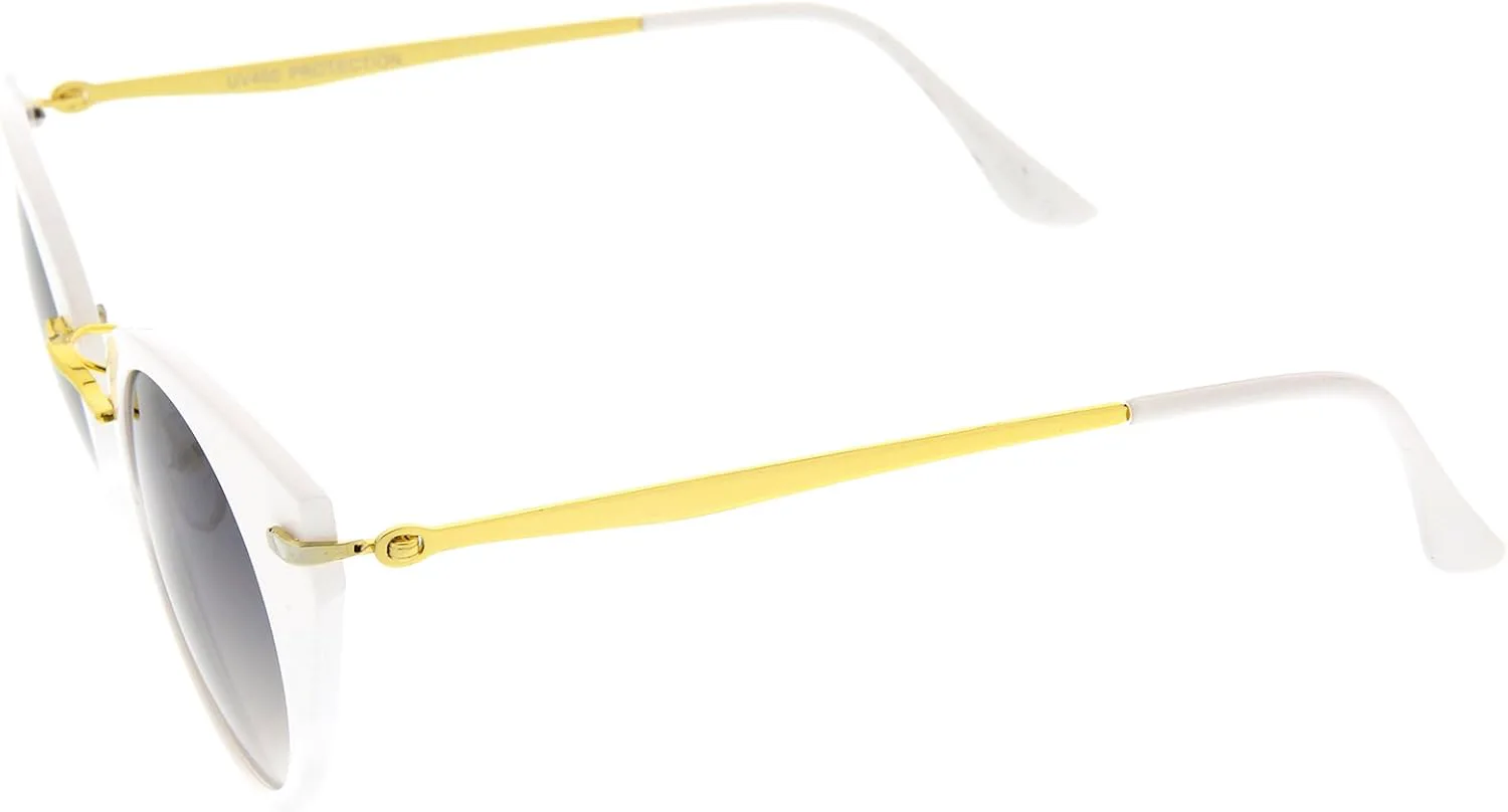 Женские солнцезащитные очки zeroUV с массивной металлической переносицей, тонкими дужками и круглой оправой «кошачий глаз», диаметр линз 46 мм, White-gold / Lavender
Женские солнцезащитные очки zeroUV с массивной металлической переносицей, тонкими дужками и круглой оправой «кошачий глаз», диаметр линз 46 мм, White-gold / Lavender