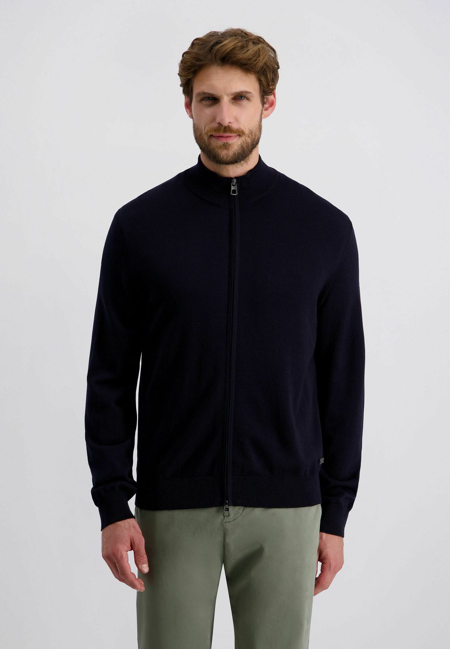 Толстовка Pierre Cardin STRICK, Blau/Blue, Синий, Толстовка Pierre Cardin STRICK, Blau/Blue
Толстовка Pierre Cardin STRICK, Blau/Blue, Синий, Толстовка Pierre Cardin STRICK, Blau/Blue