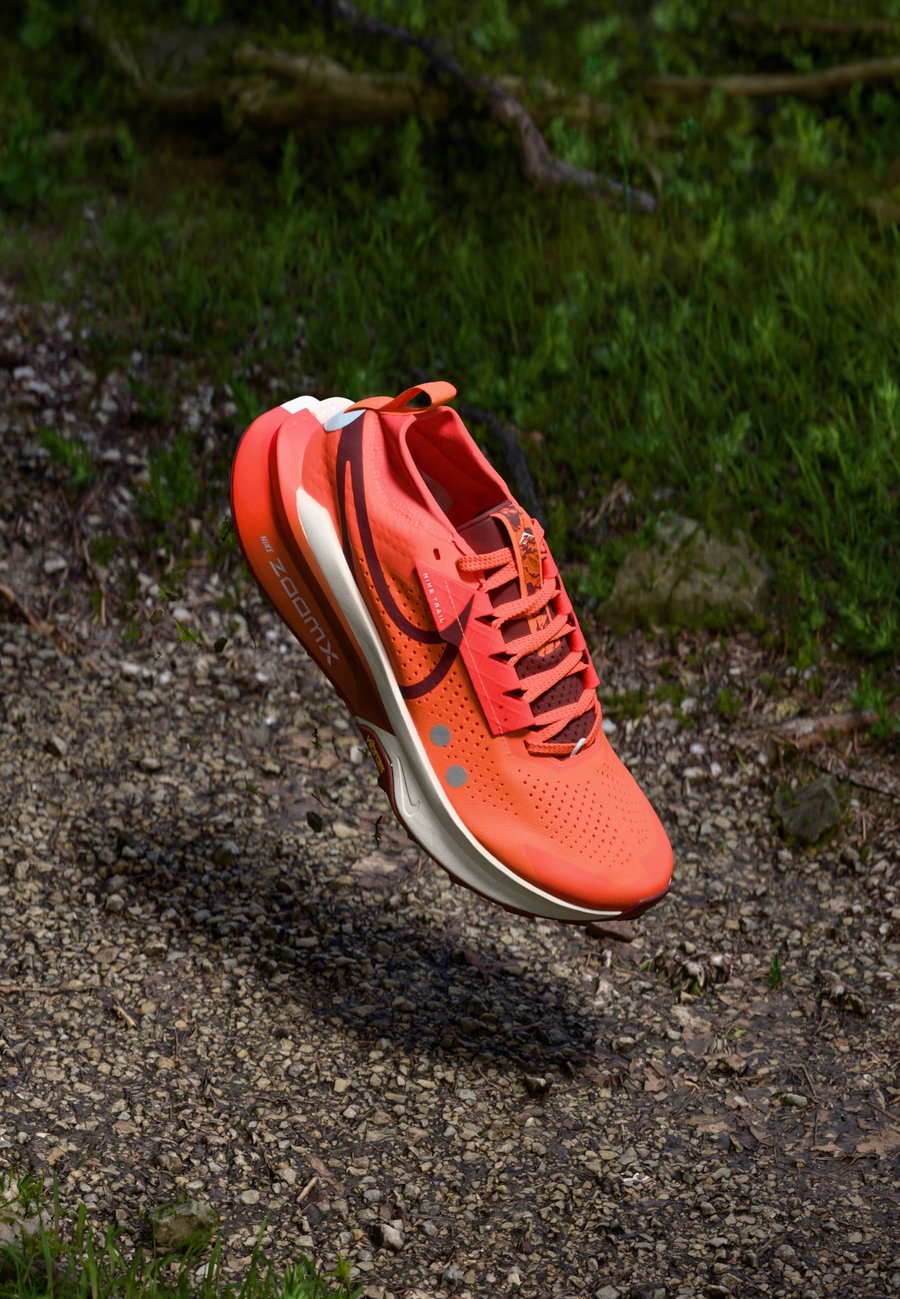 Кроссовки Nike Performance ZOOMX ZEGAMA 2, Hyper Crimson/Dark Team Red/Glacier Blue/Sail/Red
Кроссовки Nike Performance ZOOMX ZEGAMA 2, Hyper Crimson/Dark Team Red/Glacier Blue/Sail/Red